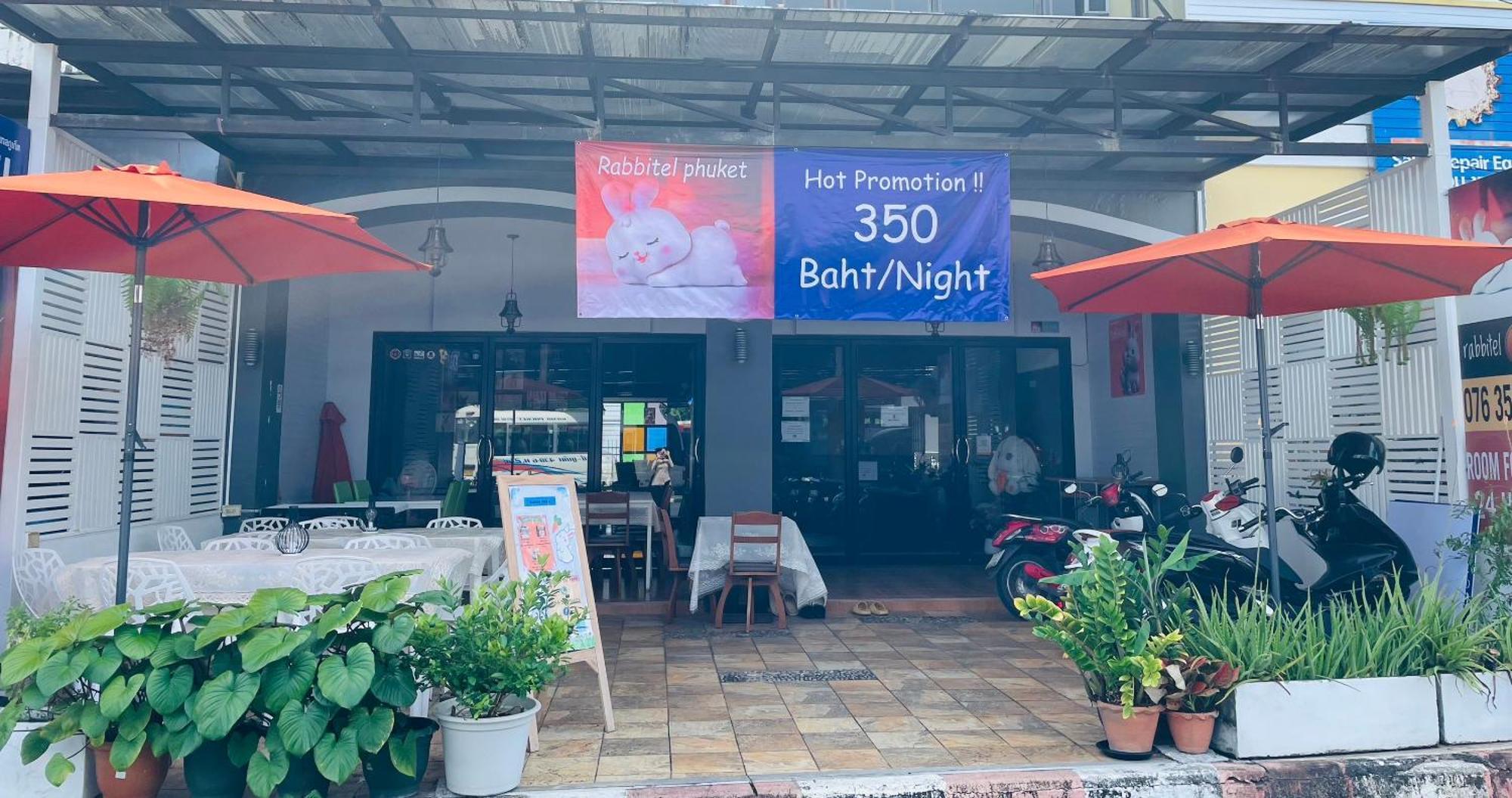 Rabbitel Phuket Hostel Buitenkant foto